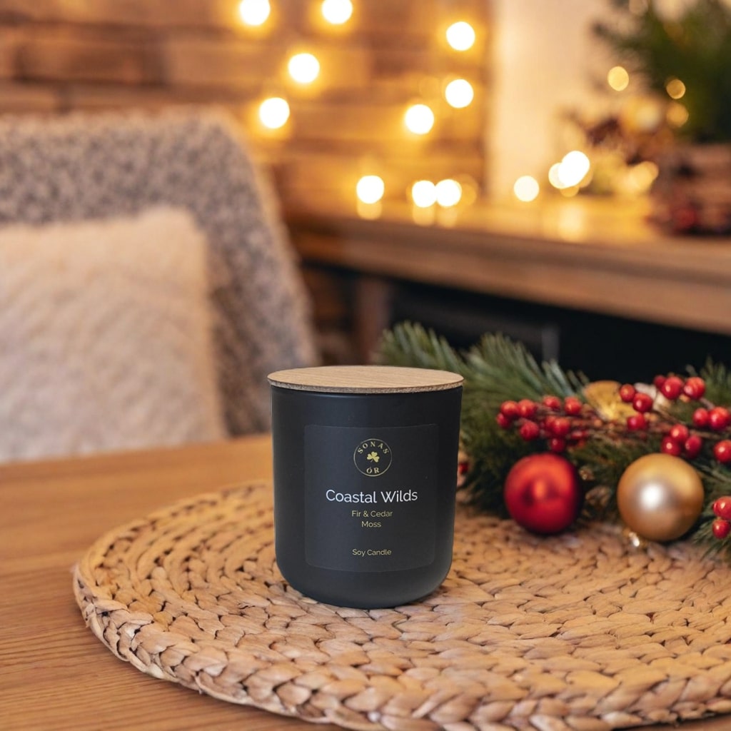 Coastal Wilds candle with fir, cedar & moss, from Sonas Ór